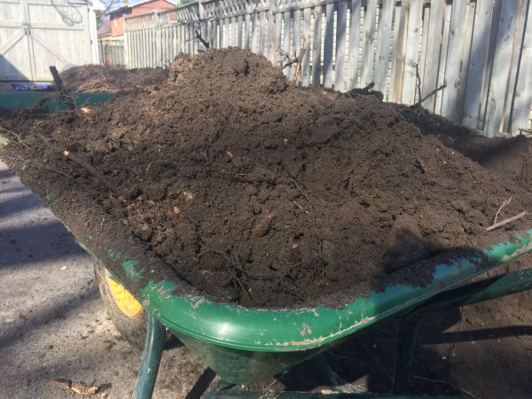 Residential Dirt Delivery in Crown Point